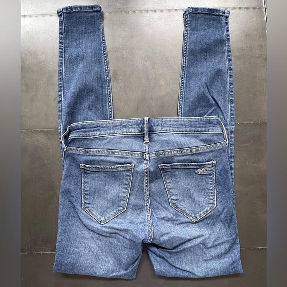 Hollister Low-Rise Jean Legging - Picture 3 of 5